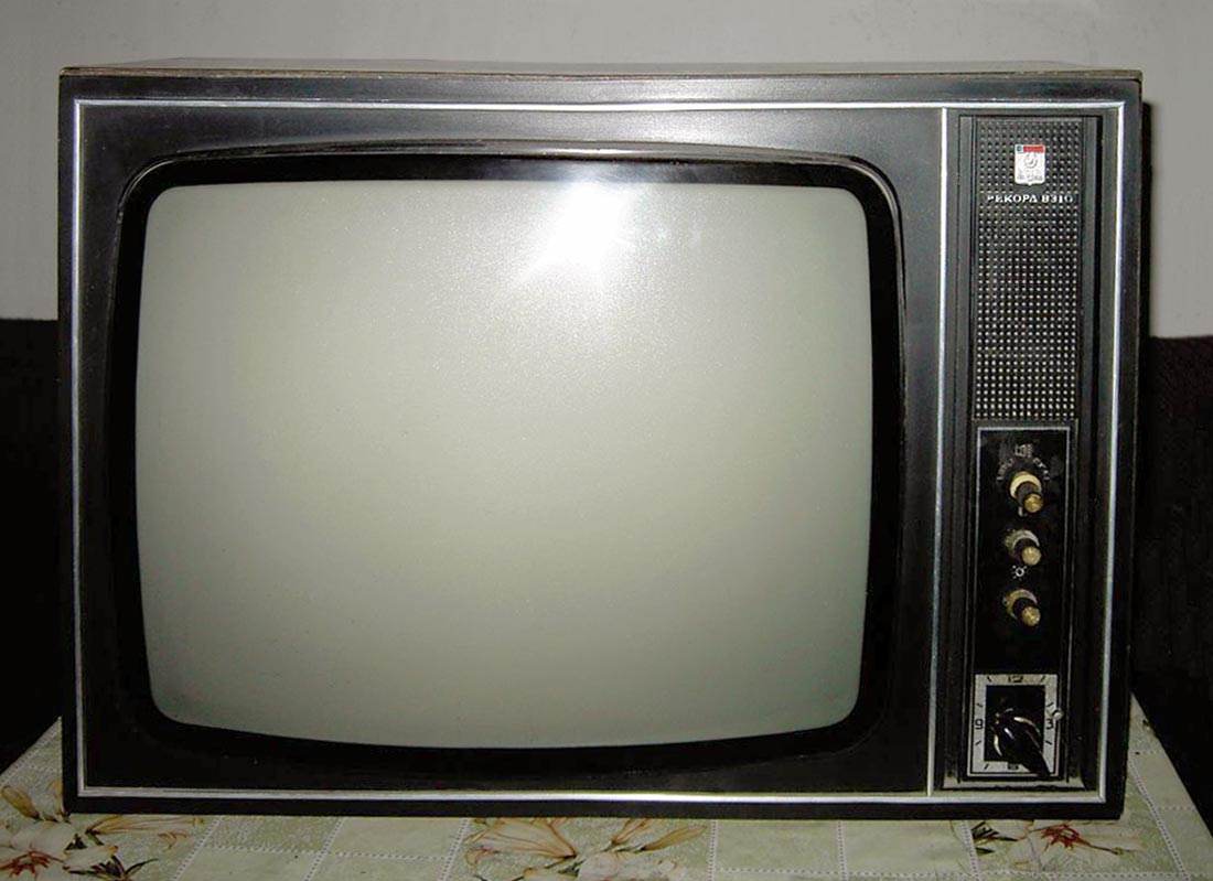 Телевизор рекорд черный. Телевизор рекорд 310. Телевизор рекорд 402. Советский телевизор Горизонт 310. Телевизор рекорд 346.