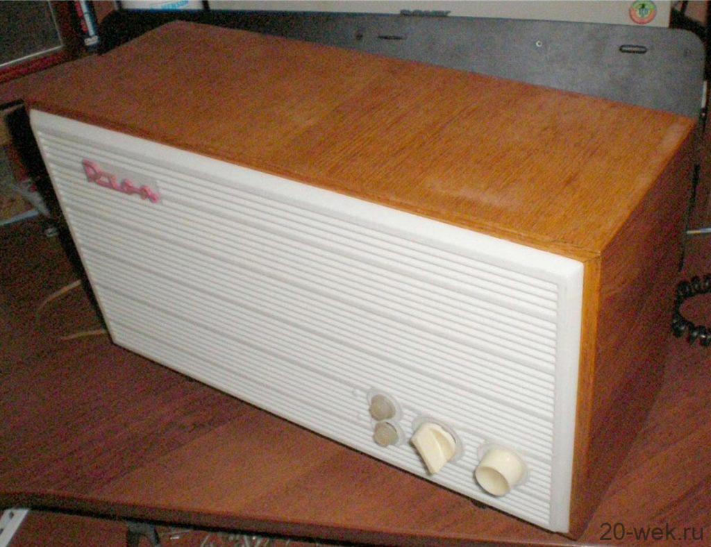 Рига (приёмник трёхпрограммный)